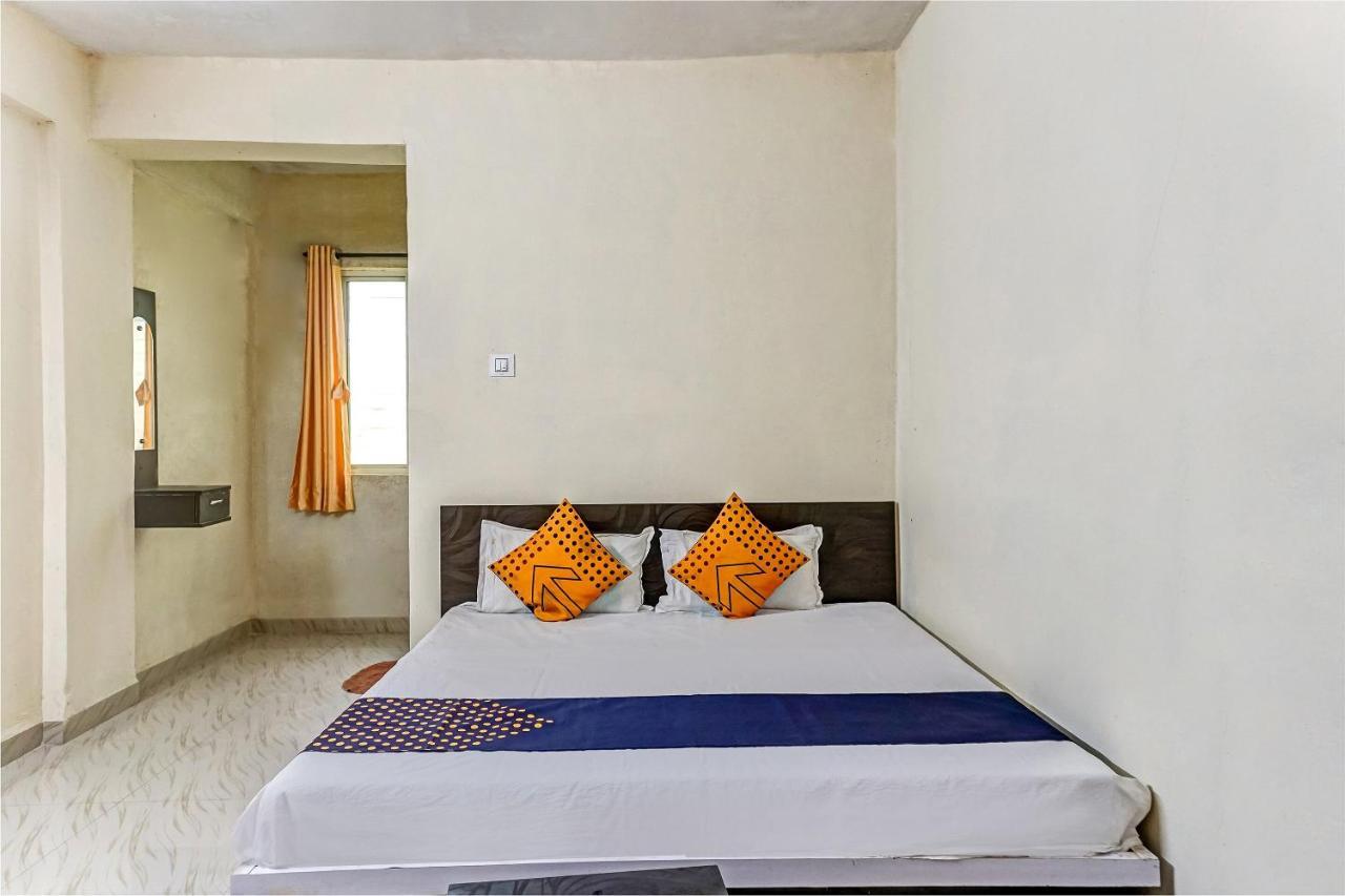 Spot On 81689 New Saiba Lodging Púna Exteriér fotografie